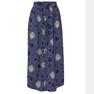 The Odells Printed Button Front Skirt. Size S.